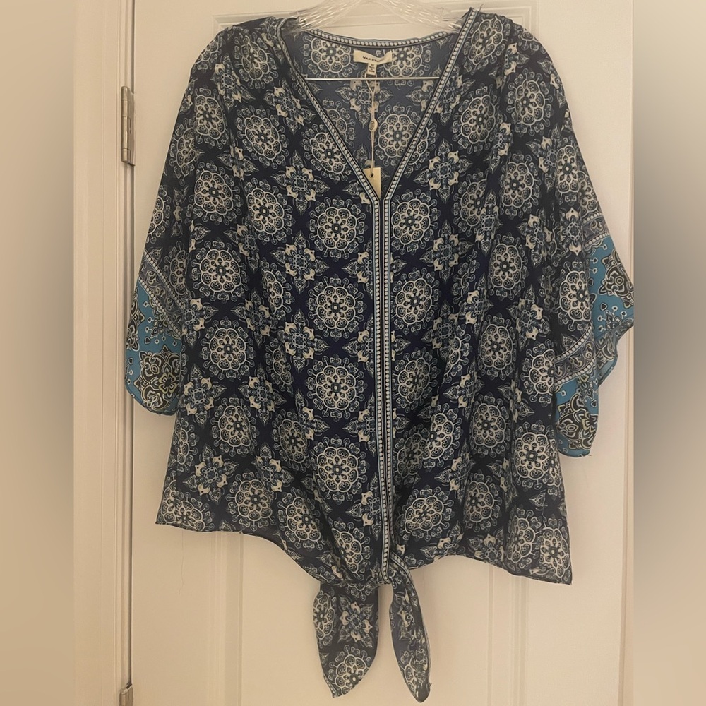 Max Studio Navy and Cream Patterned Blouse